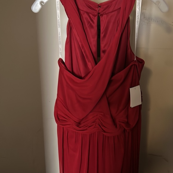 This is one of my bridesmaid dresses out of 3. Selling due to personal matters. - Picture 7 of 7